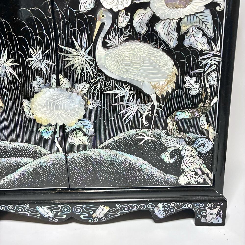 Vintage Chinese Mother of Pearl Inlay Jewelry Cabinet Lacquer Crane Box - Picture 2 of 16